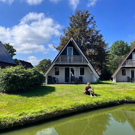 Vakantiepunt 142 - Moderne Vakantiewoning Aan Het Water! Gramsbergen Exteriör bild