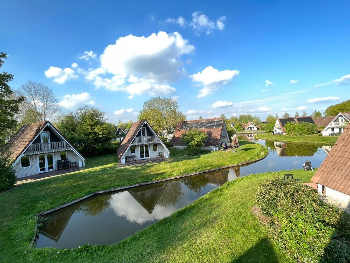 Vakantiepunt 142 - Moderne Vakantiewoning Aan Het Water! Gramsbergen Exteriör bild