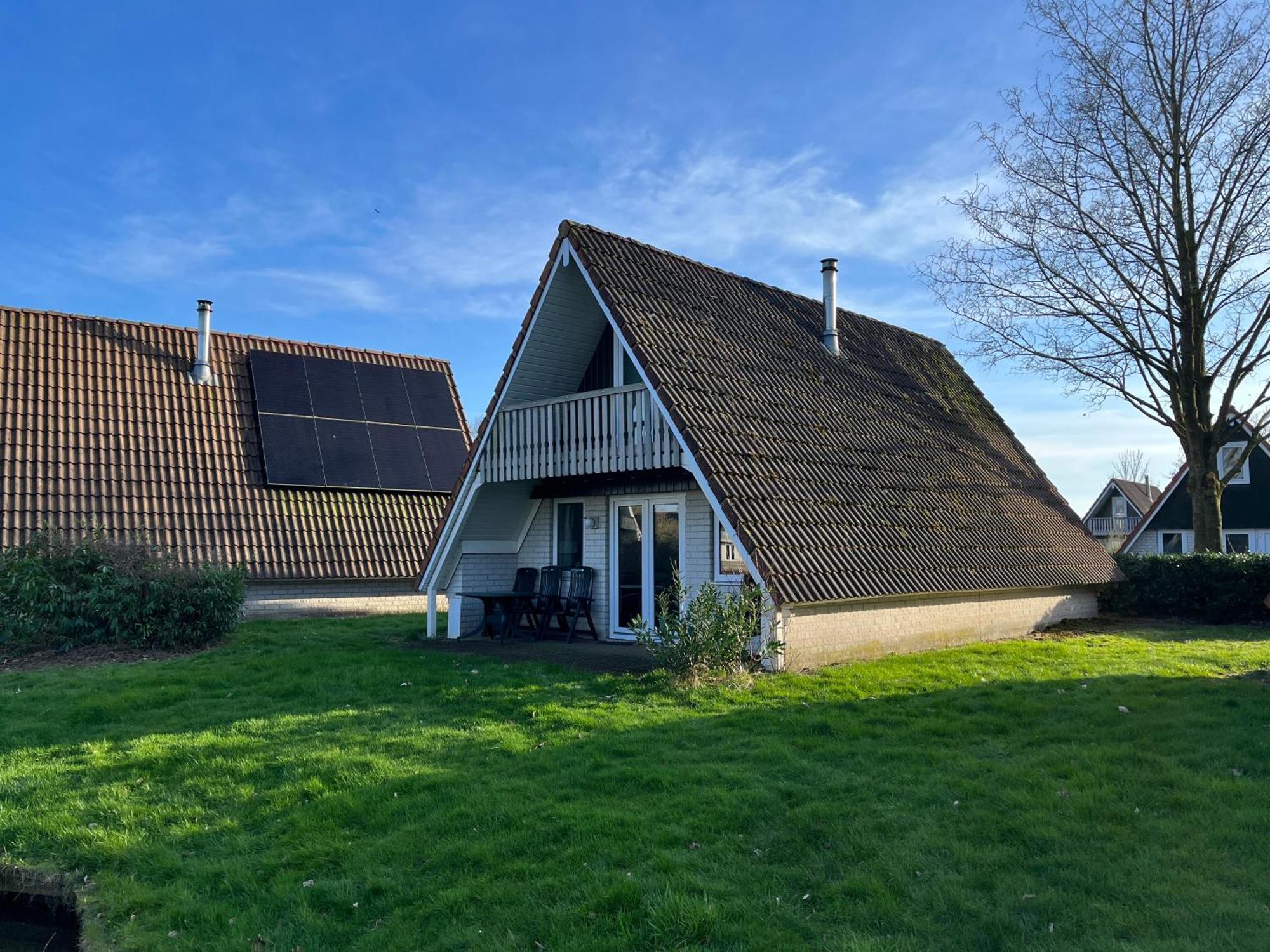 Vakantiepunt 142 - Moderne Vakantiewoning Aan Het Water! Gramsbergen Exteriör bild