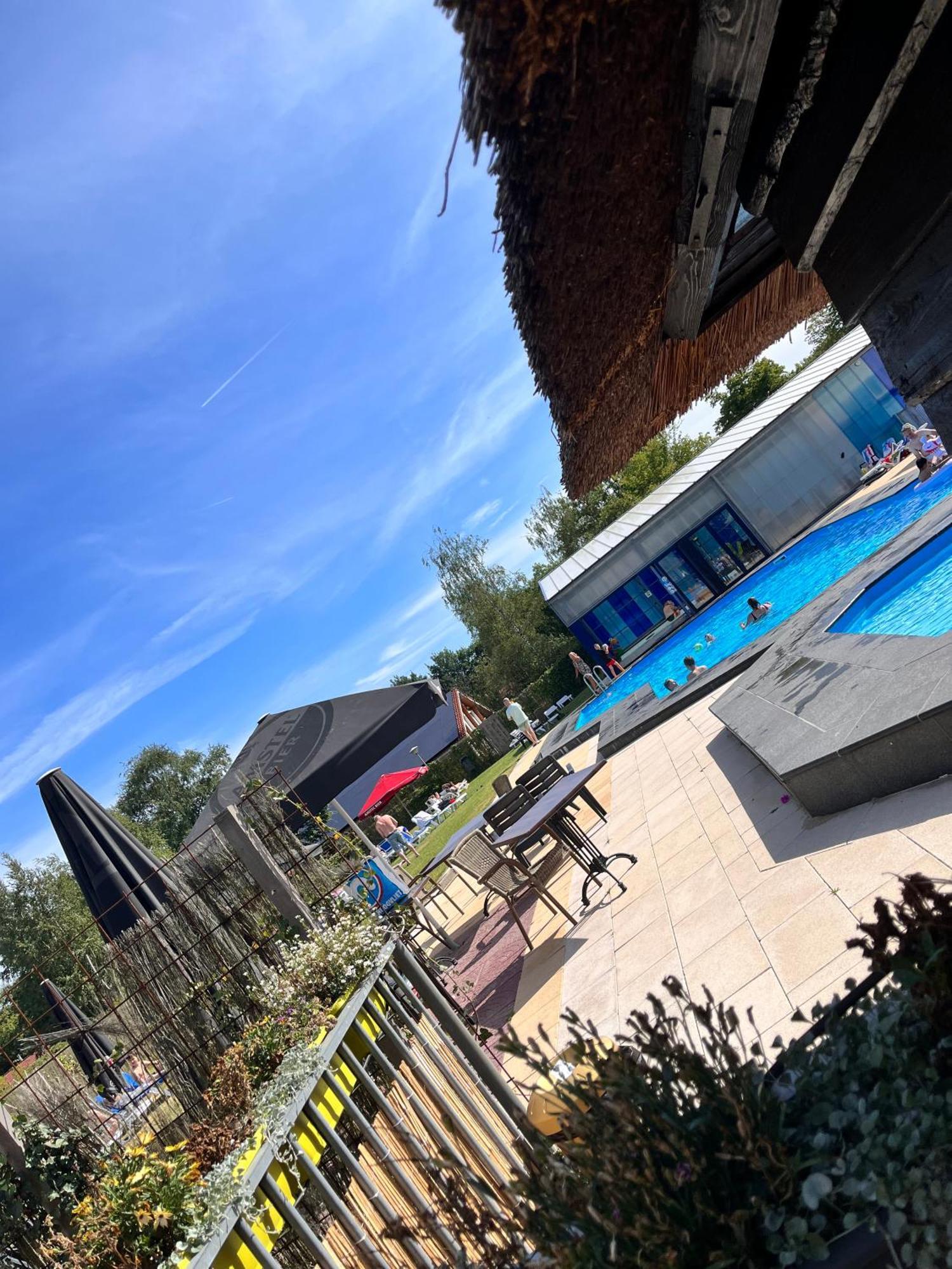 Vakantiepunt 142 - Moderne Vakantiewoning Aan Het Water! Gramsbergen Exteriör bild
